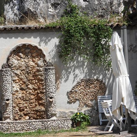 Villalago B&B La Tana Dell'Orso מראה חיצוני תמונה