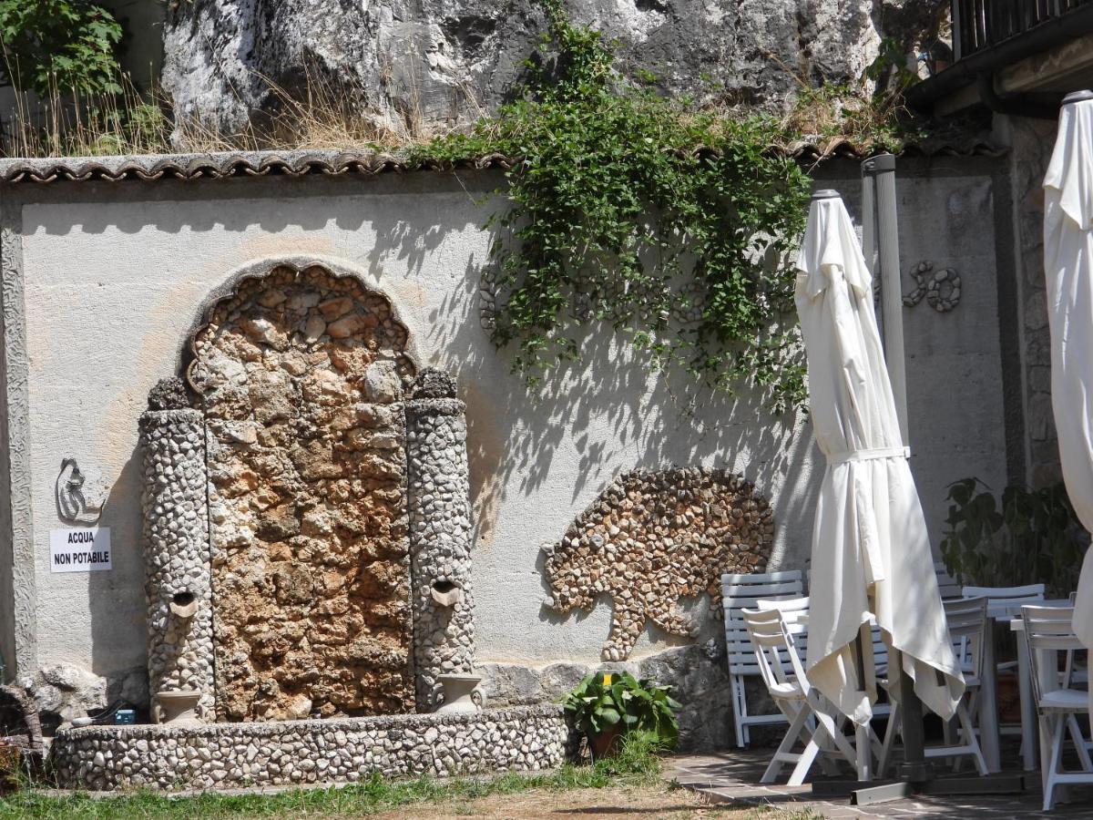 Villalago B&B La Tana Dell'Orso מראה חיצוני תמונה