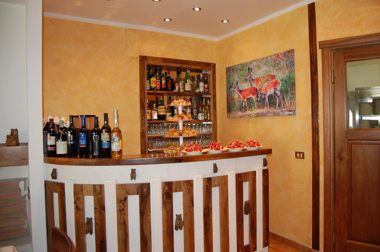 Villalago B&B La Tana Dell'Orso מראה חיצוני תמונה