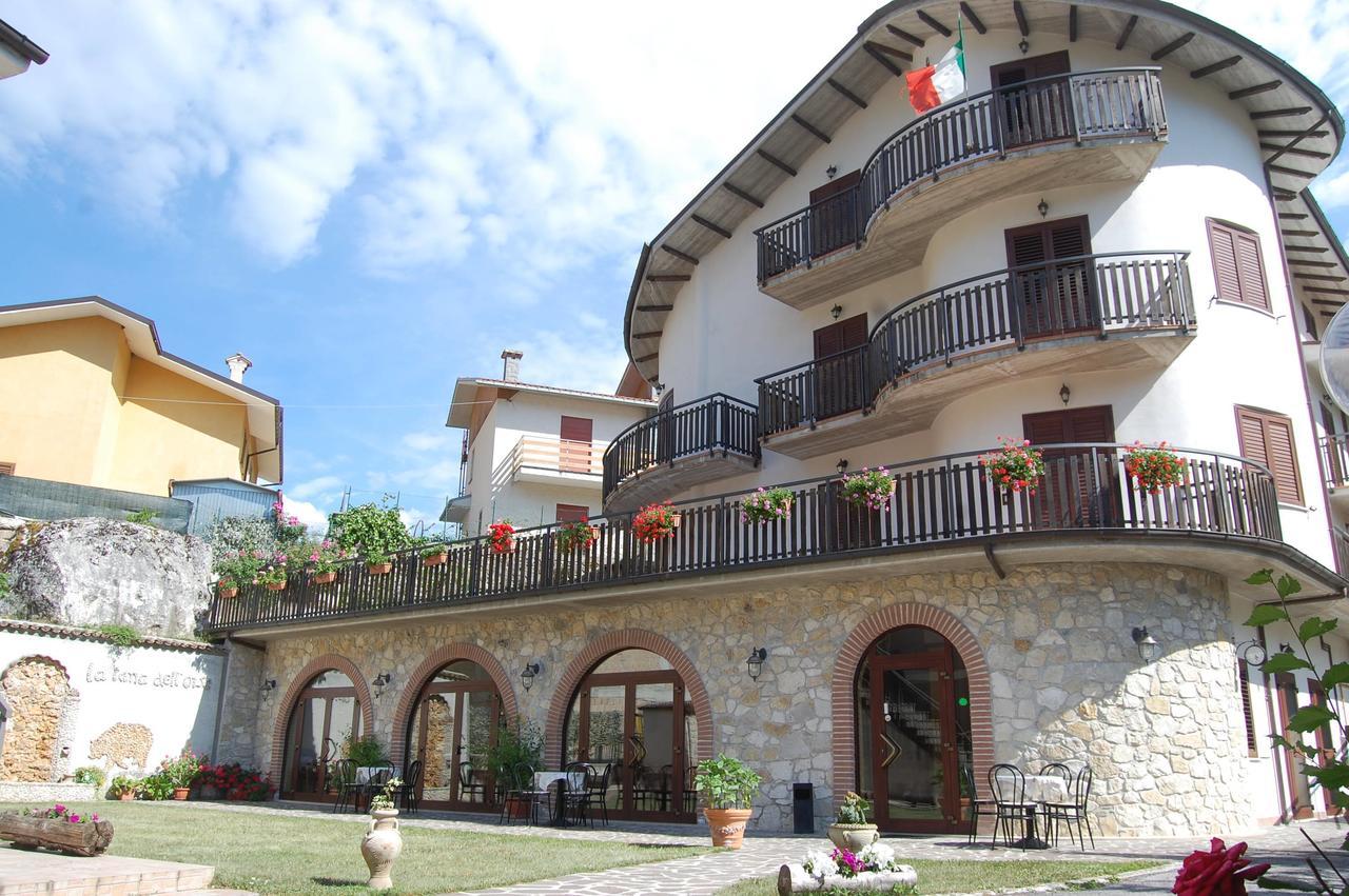 Villalago B&B La Tana Dell'Orso מראה חיצוני תמונה